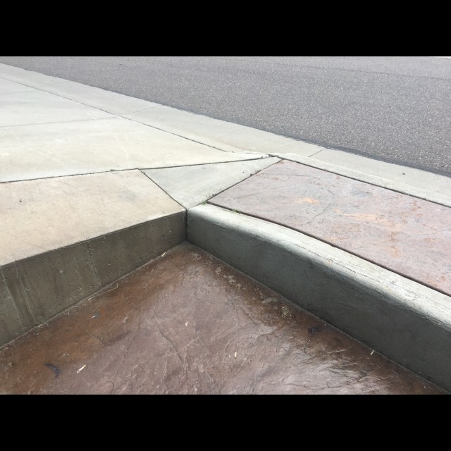 Pocket ledge