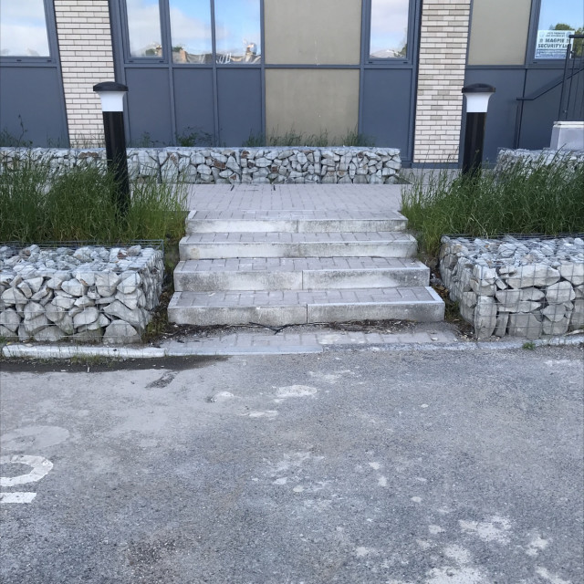 4 stair