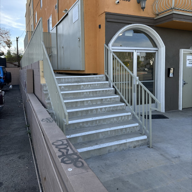 Stair, rail, ledge combo 