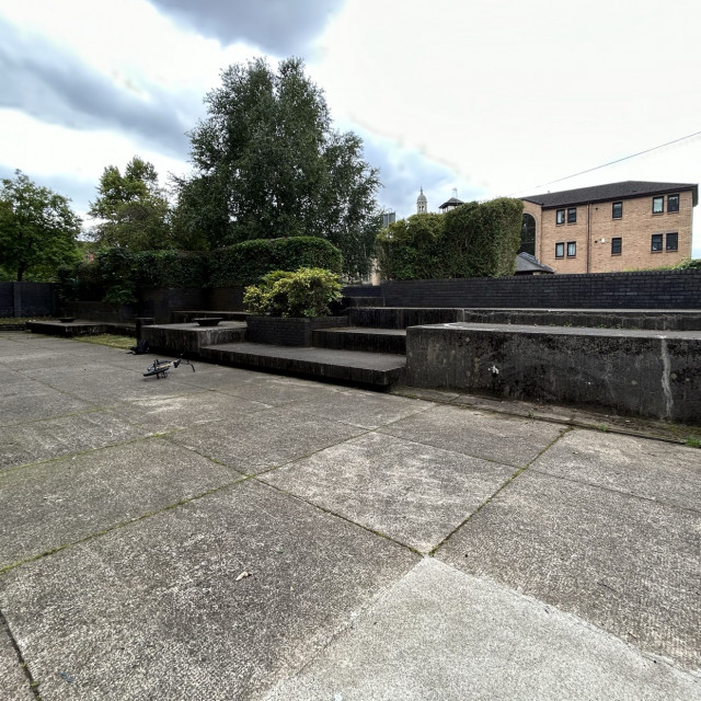 Partick block spot