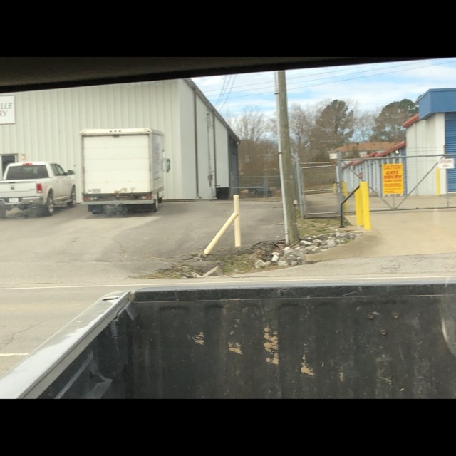 Pole jams