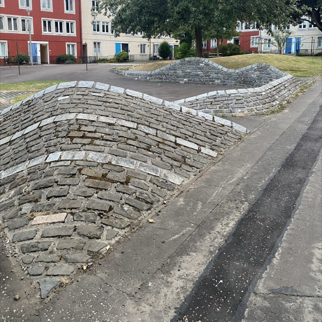 Cobble wallride bank things 