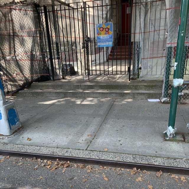 Two stair and grindable curb 