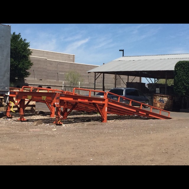 Loading dock rail 