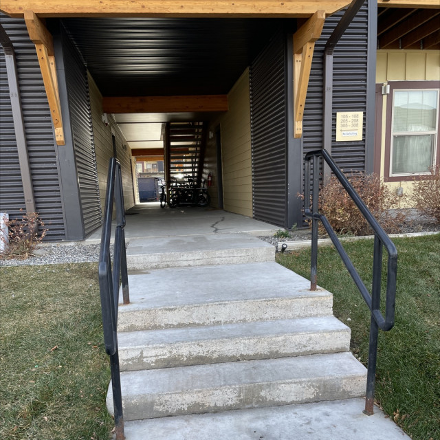 Curb to 3 stair