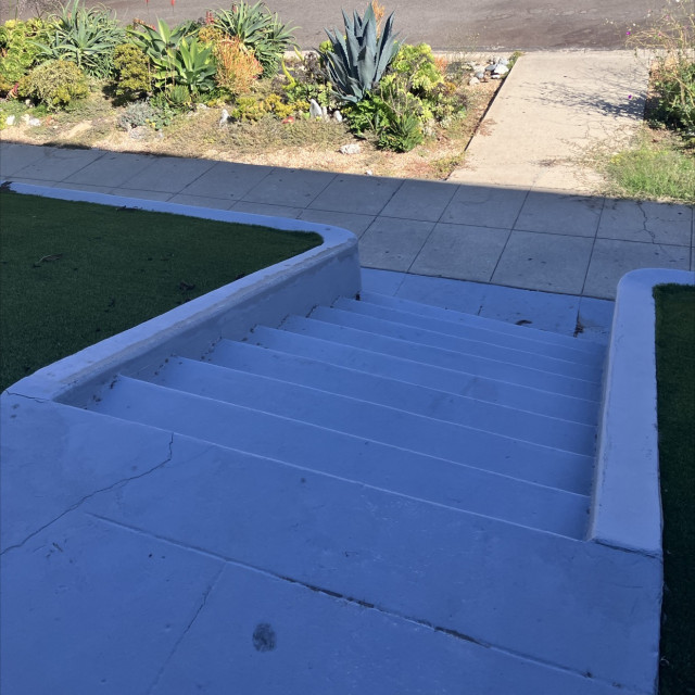 9 stair ride on ledge 