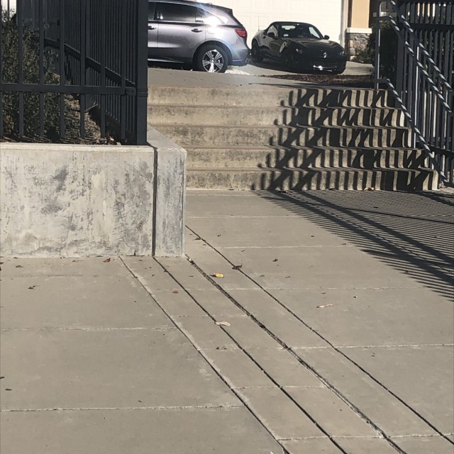 5 stair with handrail