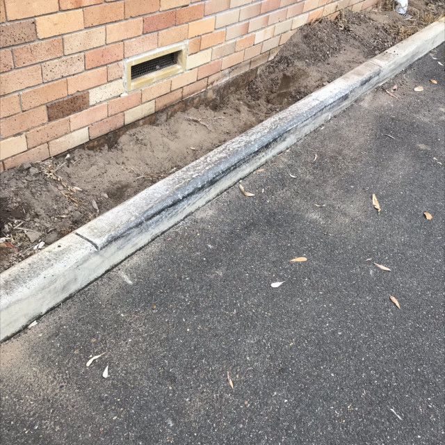 Nice curb 