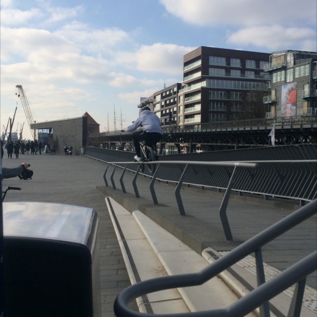 Landungsbrücken Rail 