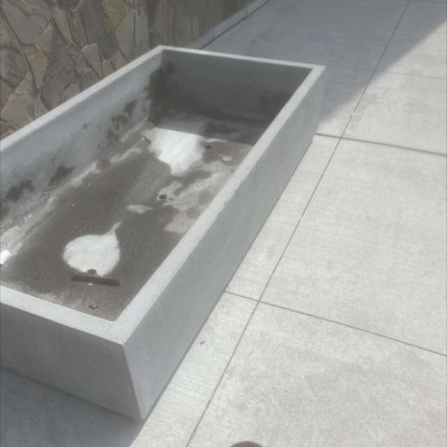 Planter ledge at Mapleview 