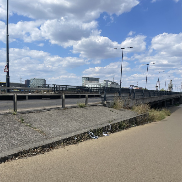 Crusty bridge spot