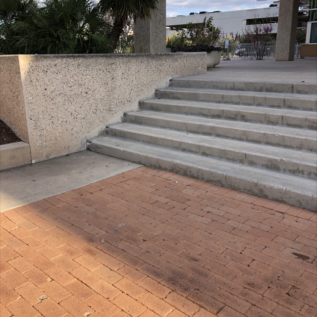 Stairs with ledge