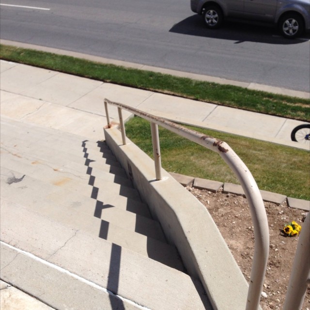 Sketchers rail
