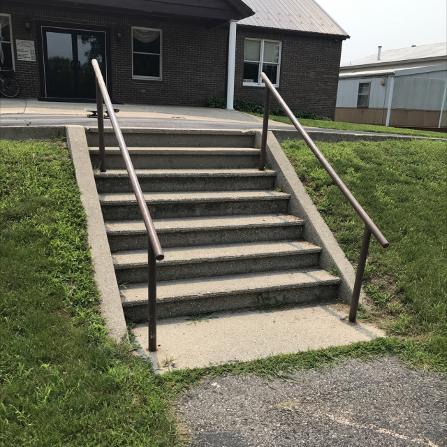 7 stair with handrail