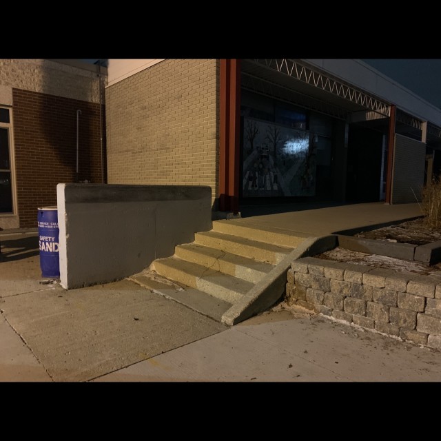 4 Stair and Flat Ledge
