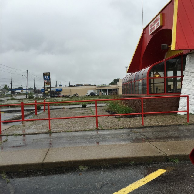 R&R wings rail