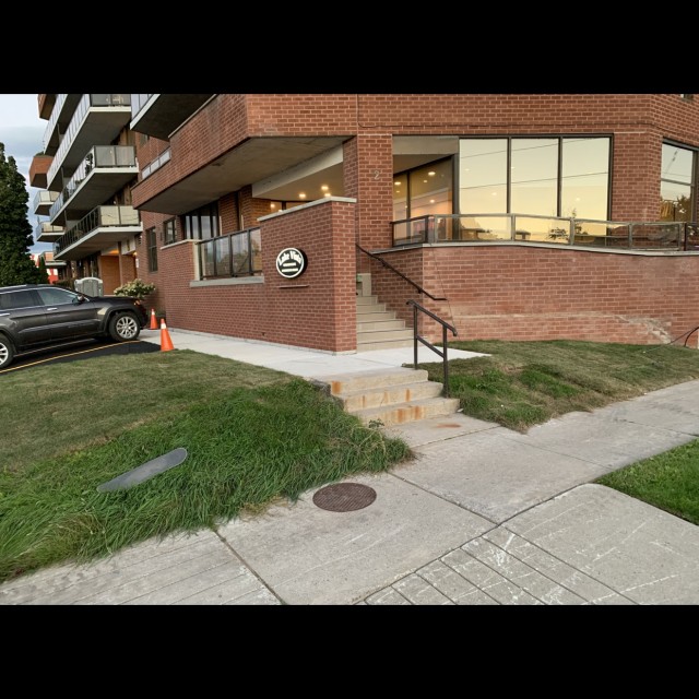 3 set with handrail