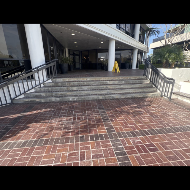 5 stair n bench outside spath dentistry
