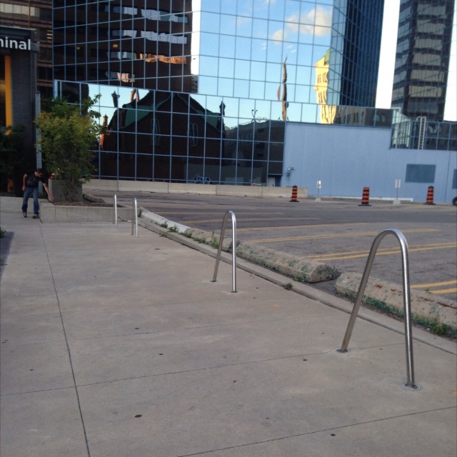 Pole jam 