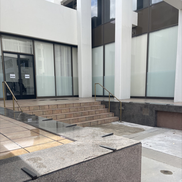 5 Stair + Ledge