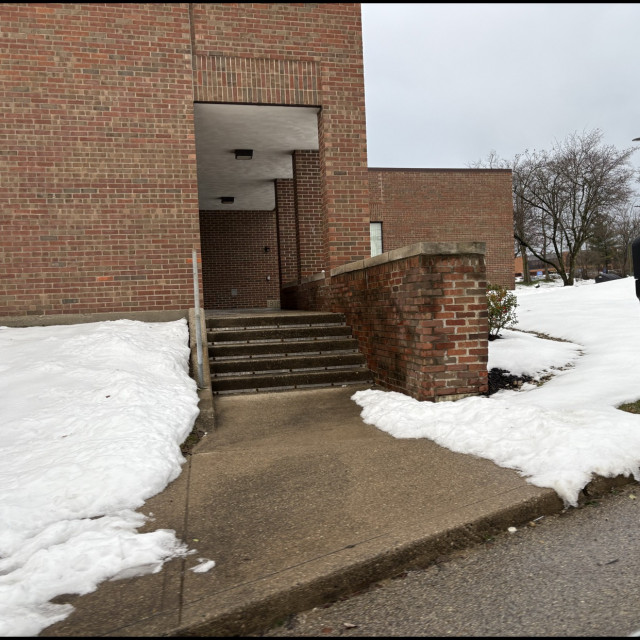 Out ledge and short rail