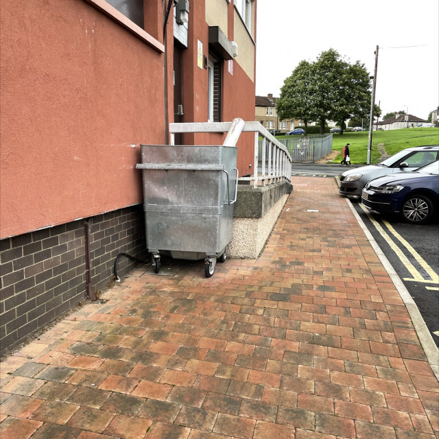 Access hop if bin moved