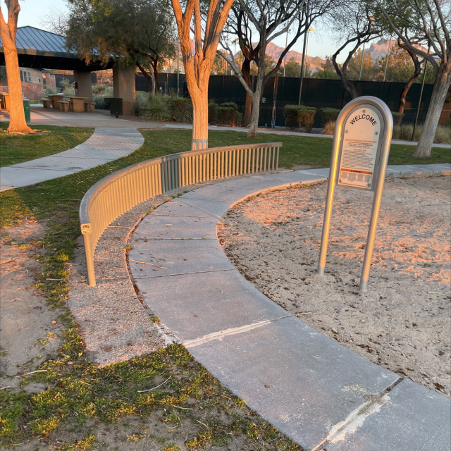 Arbors park rail