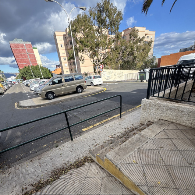 Spot #44990