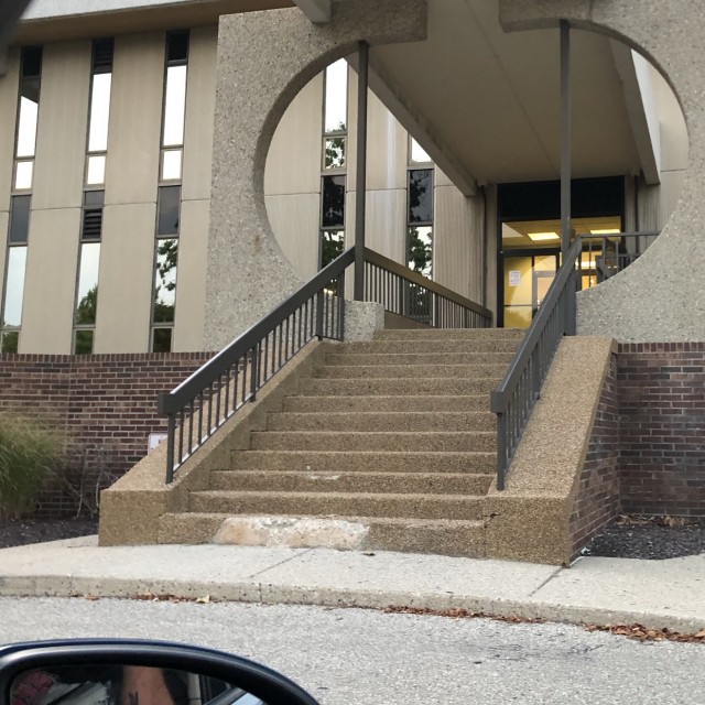 Baby gap to rail