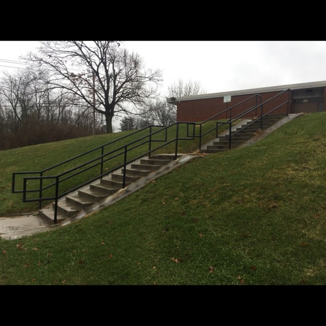 Rail to rail