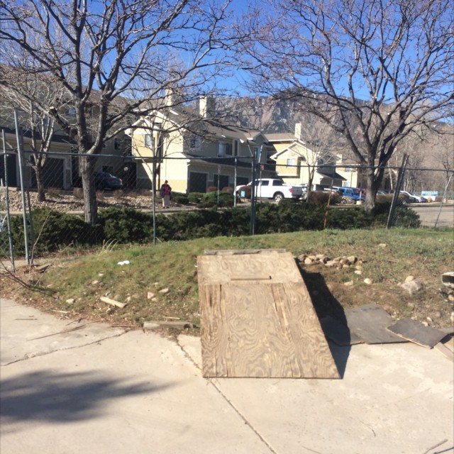 Boulder DIY spot off Broadway and 36