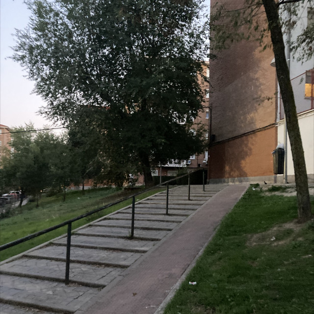 Fucking massive rail 
