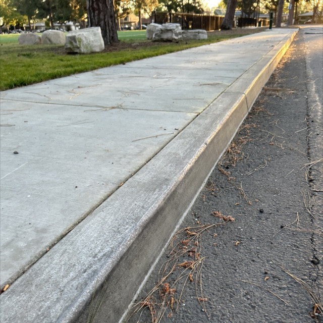 Eldo curb