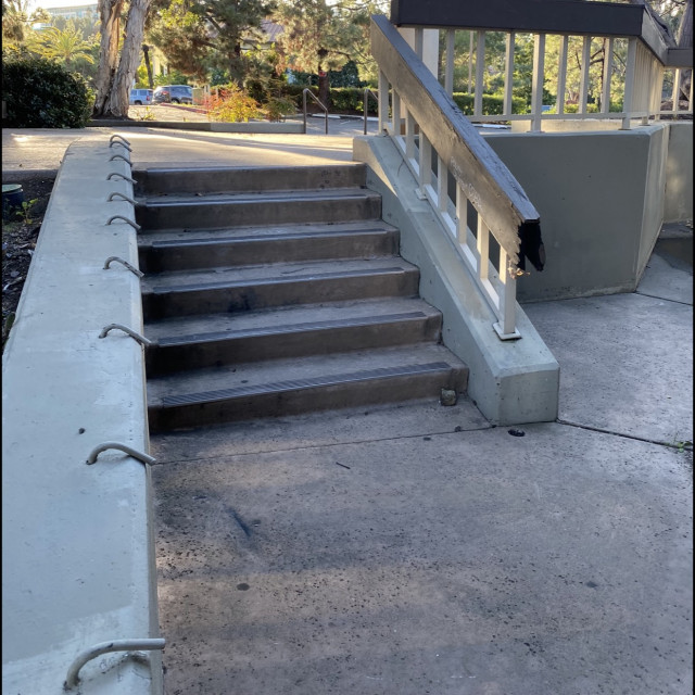 Wooden 6 stair Hubba 