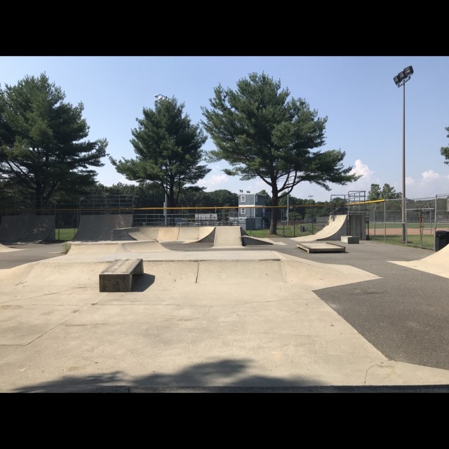 Clinton Ct Skatepark 