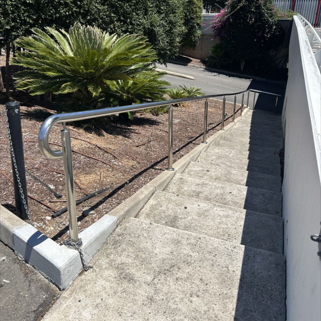 Rail 