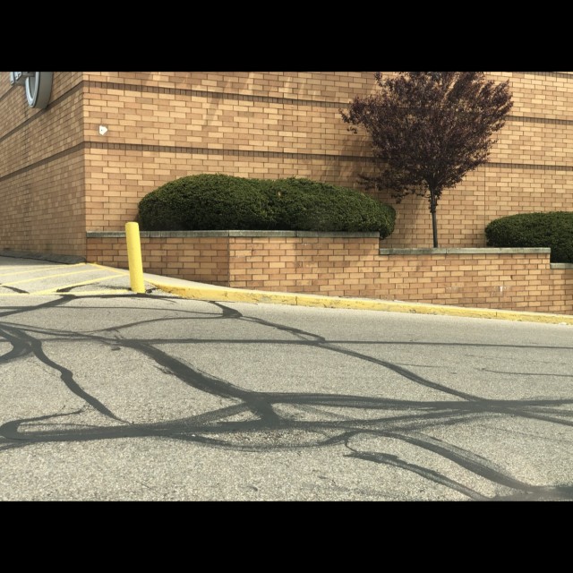 Kroger gap ledge