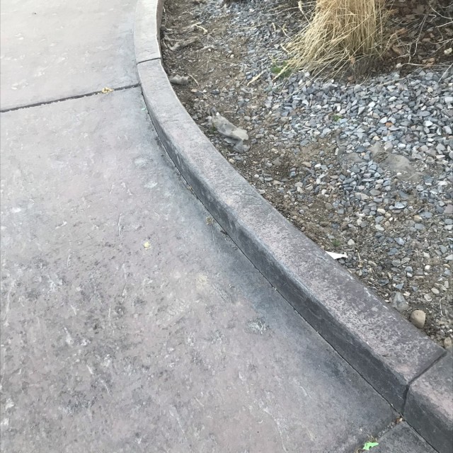 Splash pad with the most butter curb 
