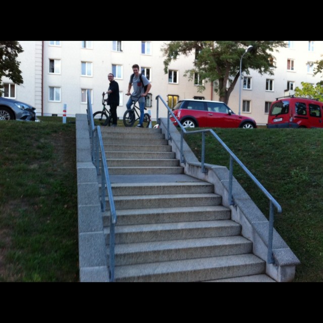 Kink rail