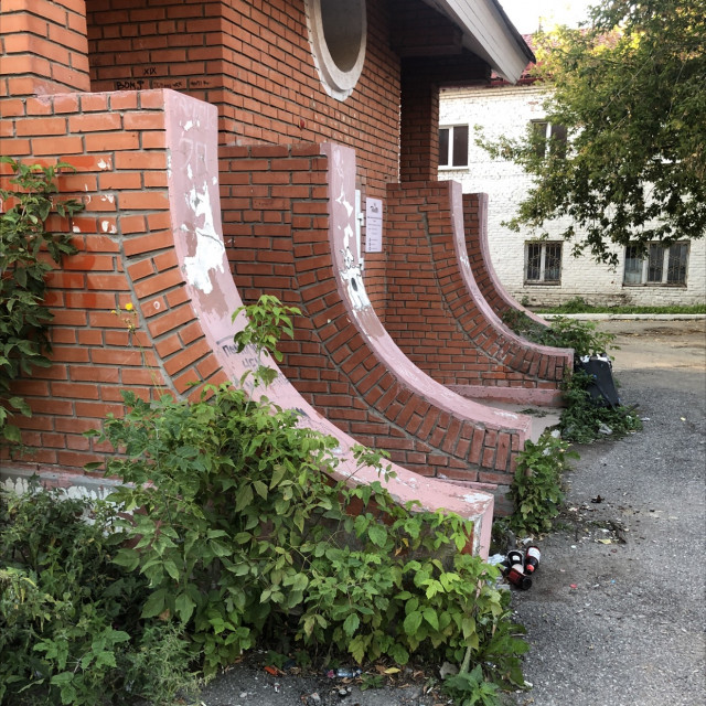 Quarter walltop