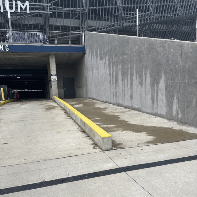 Fat fc curb 