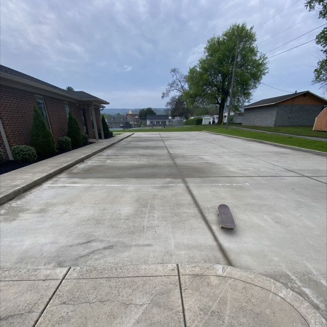 Really nice flat ground with crub