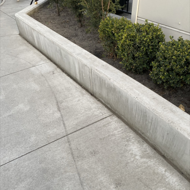Butter ledge 