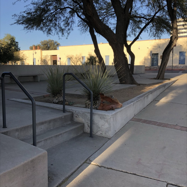 2 stair with 2 gaps and ledge