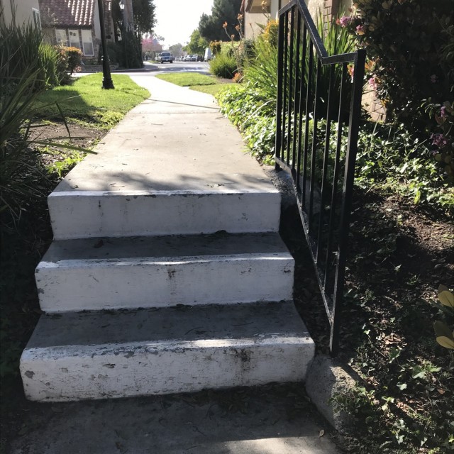3 stair and sketchy handrail
