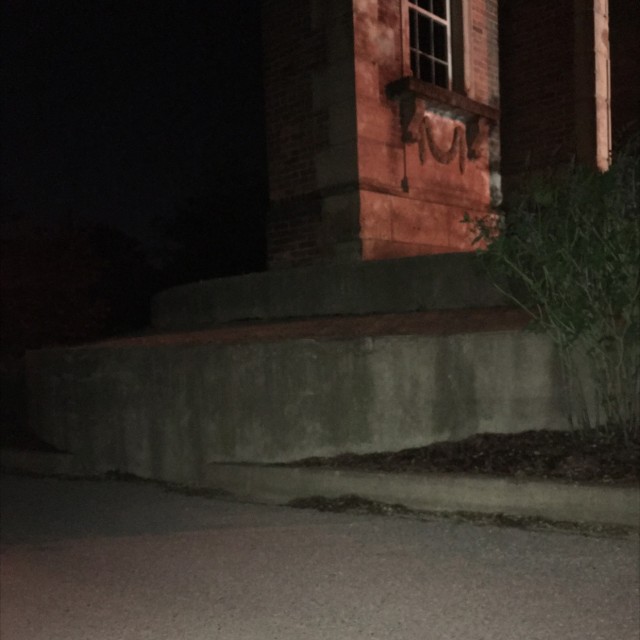 Doorway gap