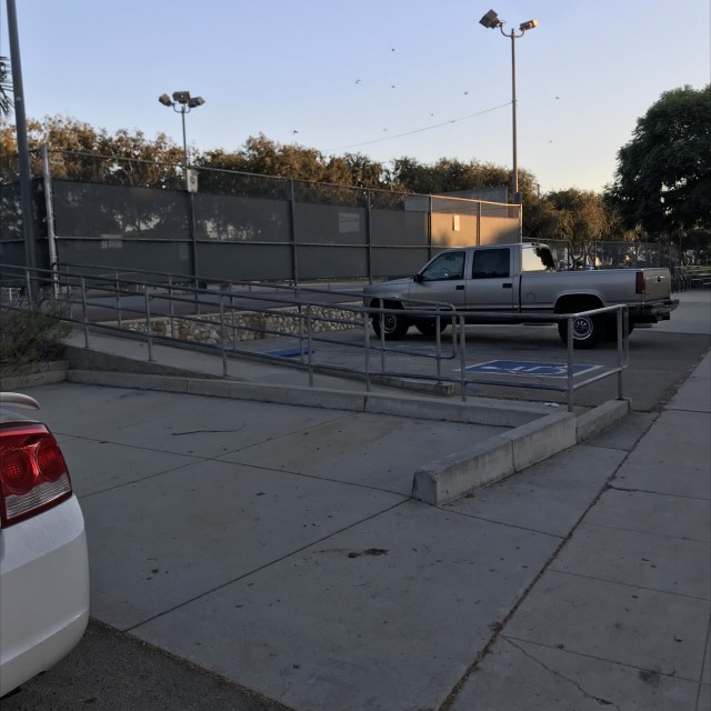 Small gap with ramp & waxed ledge