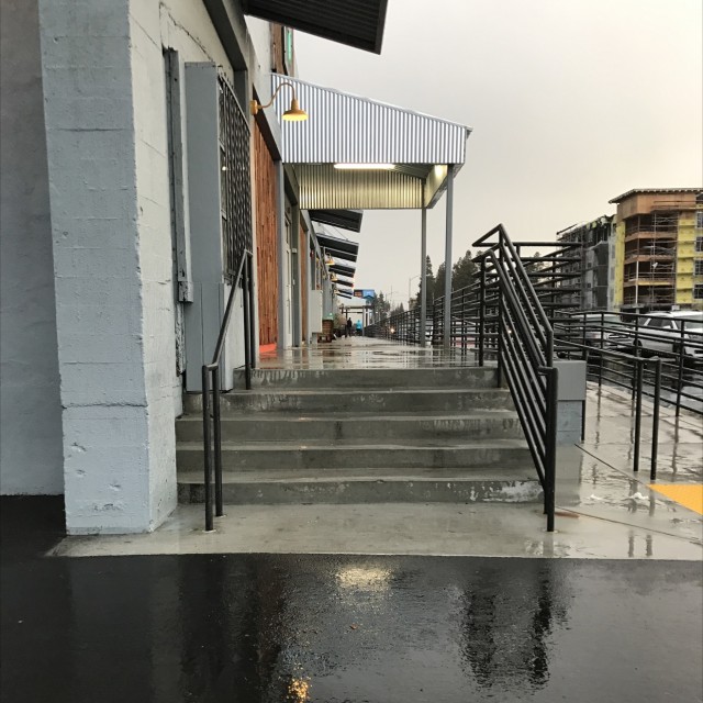 Five stair with rail