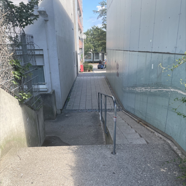 Handrail
