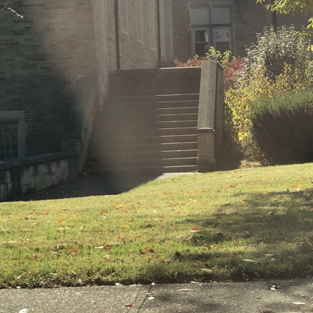 Short run up ledge ride
